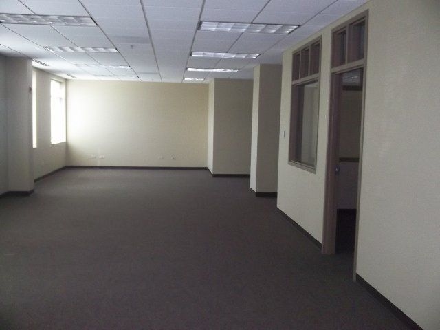 651 Prairie Pointe Dr, Yorkville, IL 60560